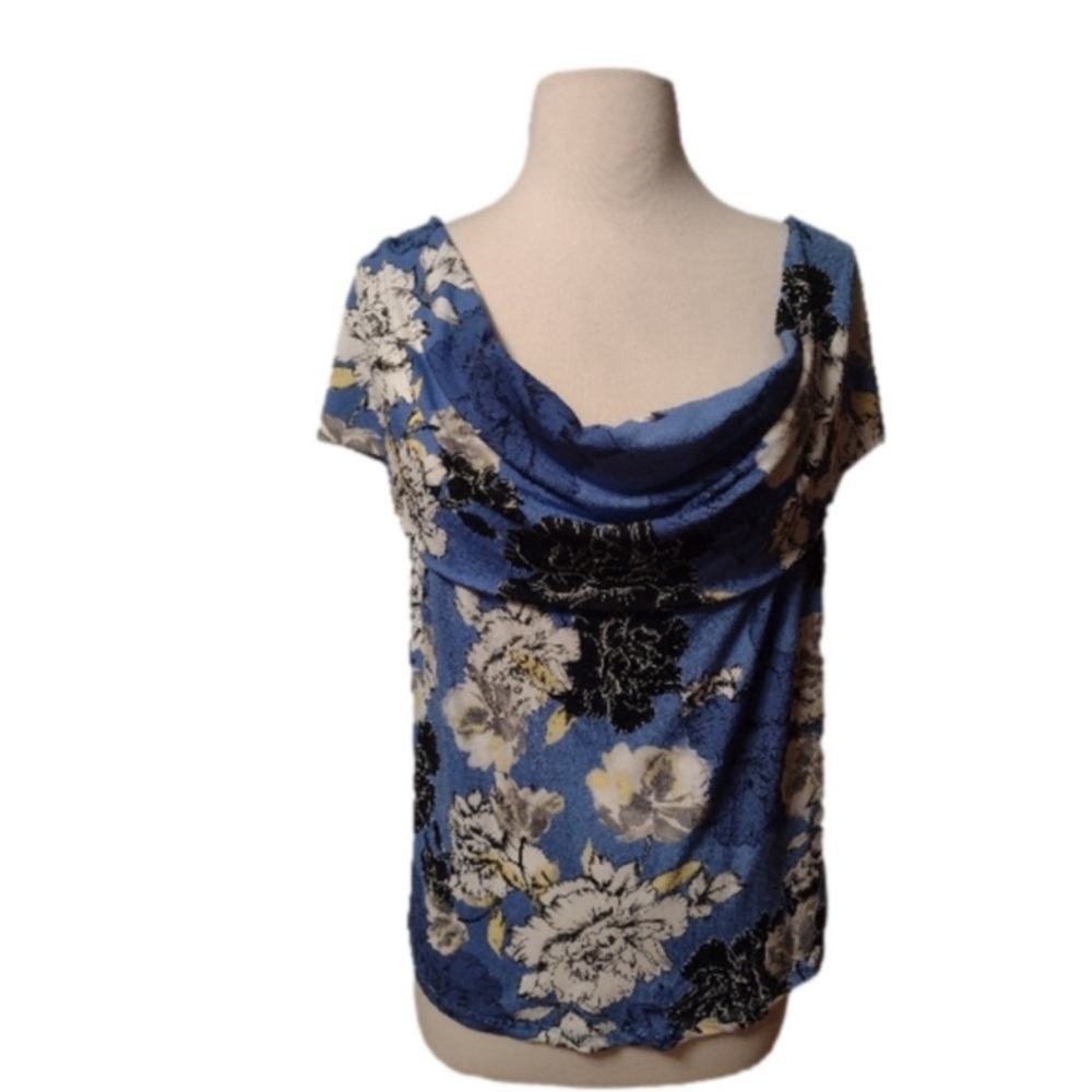 Jennifer Lopez size XL blue and white floral print off shoulder sleeveless top